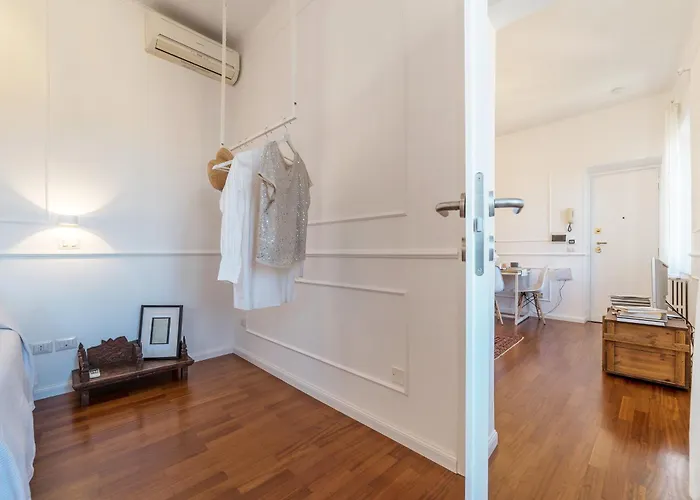 Interno 8 Rzym